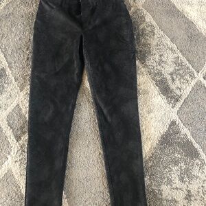 Democracy Absolution size 2 jeans